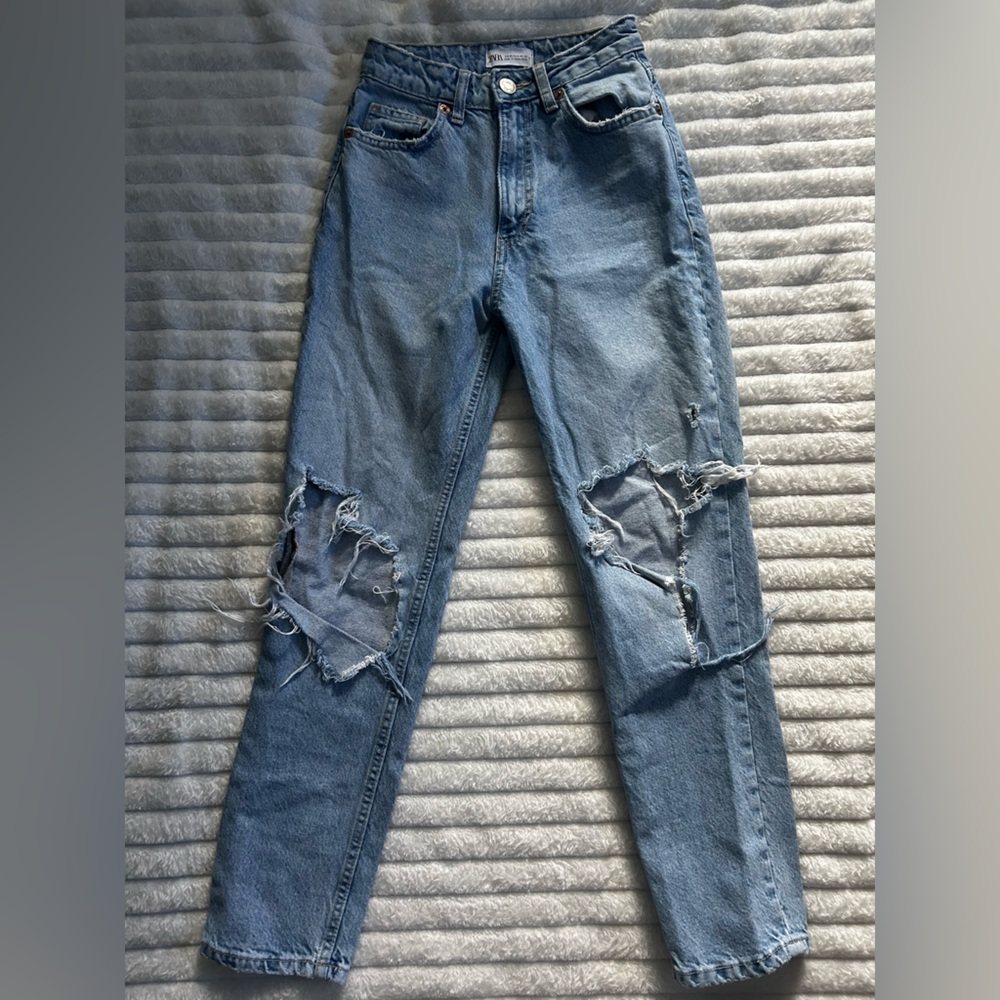 Zara light wash jeans